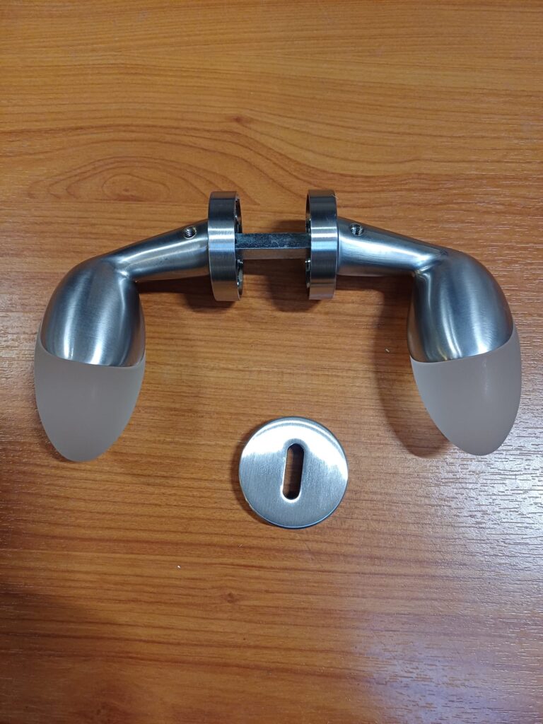 découvrez la quincaillerie saint-eustache, votre destination locale pour tous vos besoins en matériel, outils et fournitures de qualité à saint-eustache.