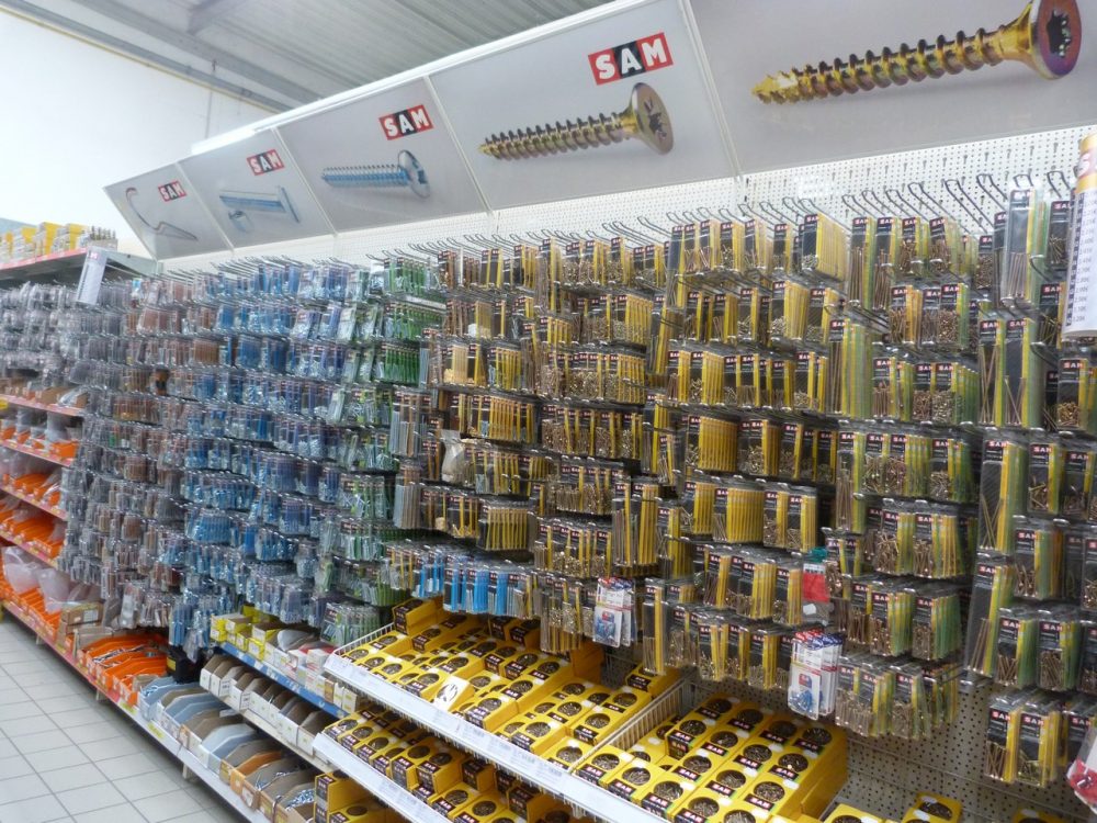 découvrez notre quincaillerie à saintes, votre boutique de référence pour tous vos besoins en outillage, matériel de bricolage et fournitures de qualité.