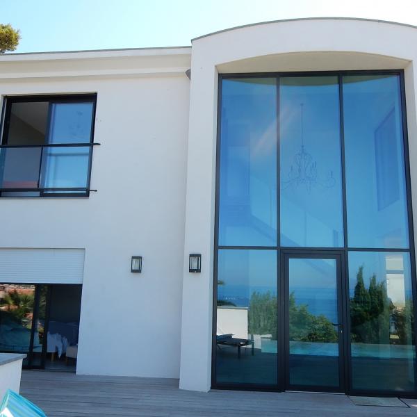 découvrez notre quincaillerie schüco pour menuiserie, alliant qualité et innovation pour vos projets de fenêtres et portes.