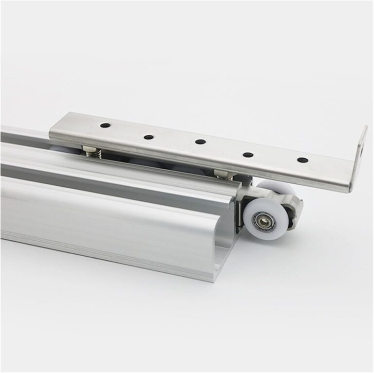 découvrez notre quincaillerie pour porte coulissante, alliant robustesse et design pour une installation facile et durable.