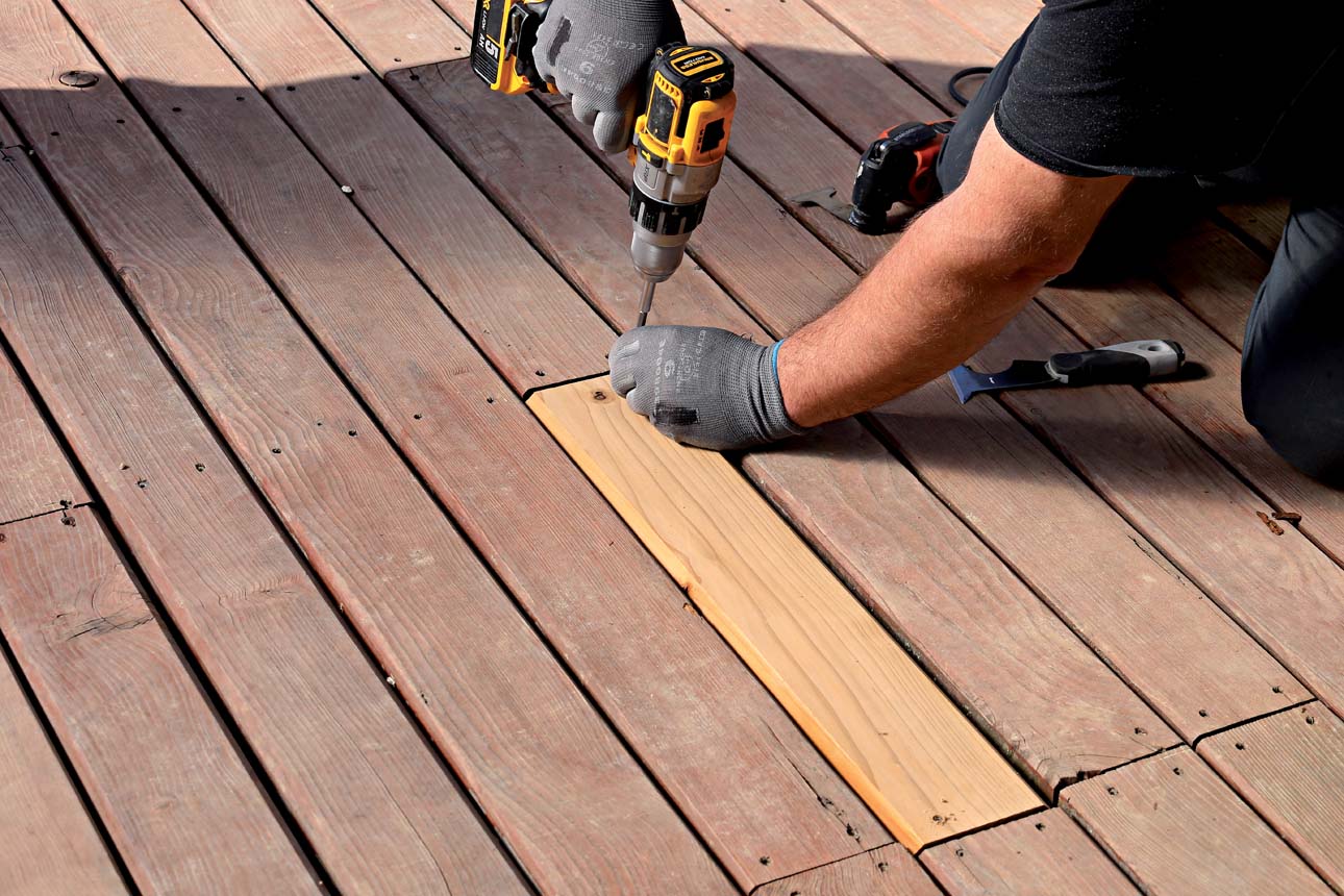 découvrez notre quincaillerie essentielle pour terrasse en bois, offrant des fixations robustes et durables pour un montage fiable et esthétique de votre terrasse.